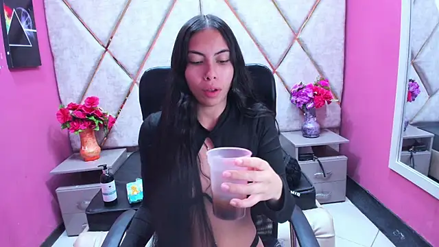 Snapshot of Alana_Hotterr chatting on 16, 1, 2026 Alana Hotterr online show from 16, 1, 2026