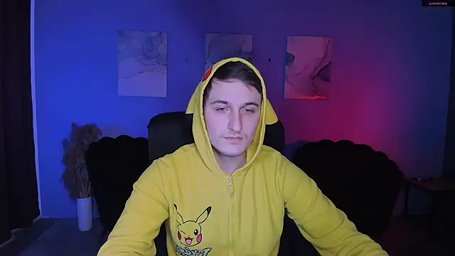 Snapshot of beauty_liam chatting on 9, 2, 2026 beauty liam online show from 9, 2, 2026