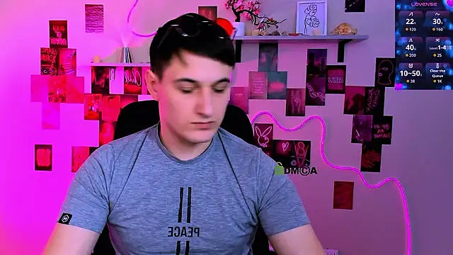 Snapshot of beauty_liam chatting on 5, 3, 2026 beauty liam online show from 5, 3, 2026