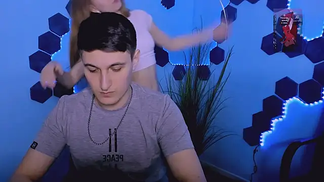 Snapshot of beauty_liam chatting on 8, 3, 2026 beauty liam online show from 8, 3, 2026