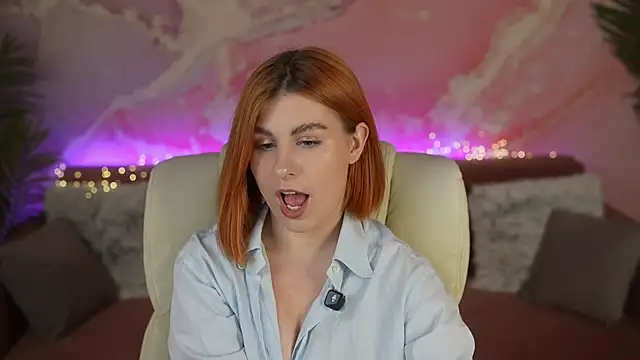 Snapshot of GingerPinky chatting on 8, 7, 2026 GingerPinky online show from 8, 7, 2026