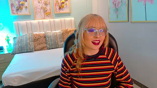 Snapshot of danielamilles chatting on 14, 3, 2026 danielamilles online show from 14, 3, 2026