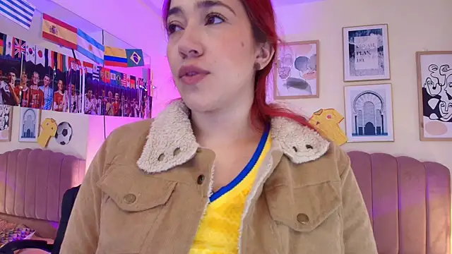 Snapshot of Celestee15_ chatting on 7, 7, 2026 Celestee15 online show from 7, 7, 2026