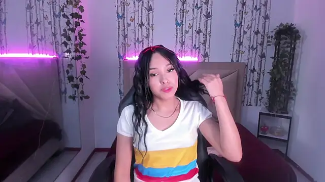 Snapshot of valeria_dark_ chatting on 7, 7, 2026 valeria dark online show from 7, 7, 2026