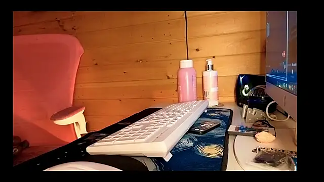 Snapshot of vickvalencia2 chatting on 15, 3, 2026 vickvalencia2 online show from 15, 3, 2026