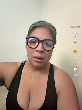 Snapshot of BettyWhispers chatting on 26, 6, 2026 BettyWhispers online show from 26, 6, 2026