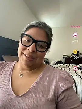 Snapshot of BettyWhispers chatting on 6, 7, 2026 BettyWhispers online show from 6, 7, 2026