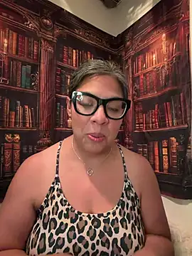 Snapshot of BettyWhispers chatting on 23, 7, 2026 BettyWhispers online show from 23, 7, 2026