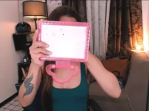 Snapshot of alexamihho chatting on 18, 12, 2025 alexamihho online show from 18, 12, 2025