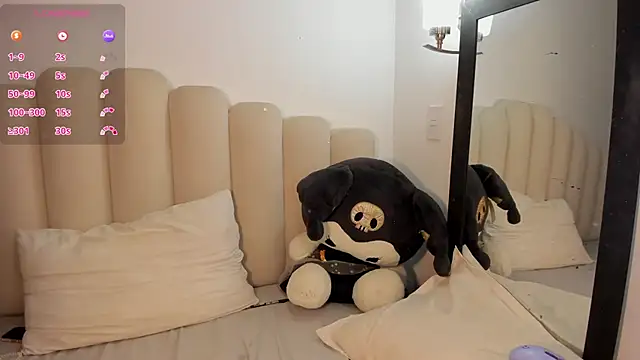 CataVelasco online show from 17, 12, 2025