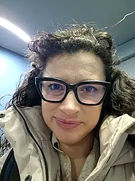 MiraBennet online show from 15, 1, 2026