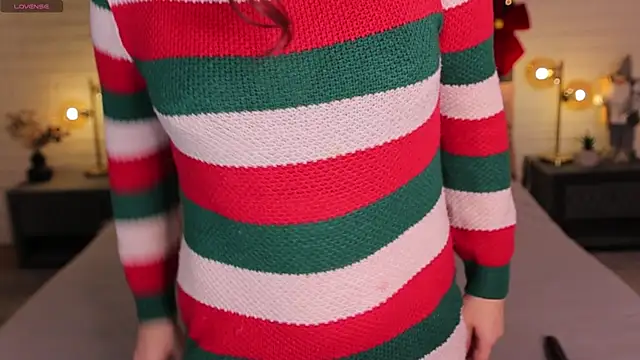 Snapshot of Ariell_Mini chatting on 18, 12, 2025 Ariell Mini online show from 18, 12, 2025