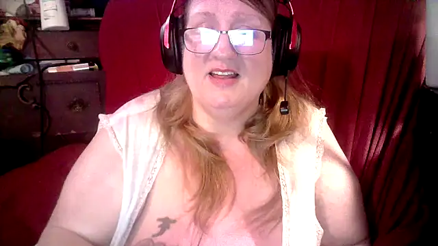 Snapshot of jade-belle chatting on 1, 2, 2026 jade-belle online show from 1, 2, 2026