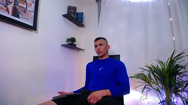 Snapshot of TOMBOYSEXX chatting on 10, 3, 2026 TOMBOYSEXX online show from 10, 3, 2026