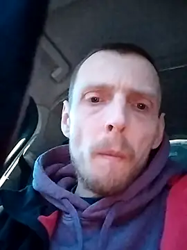 CrookedBunk3527 online show from 22, 12, 2025