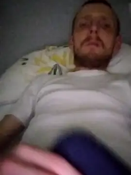 CrookedBunk3527 online show from 22, 12, 2025