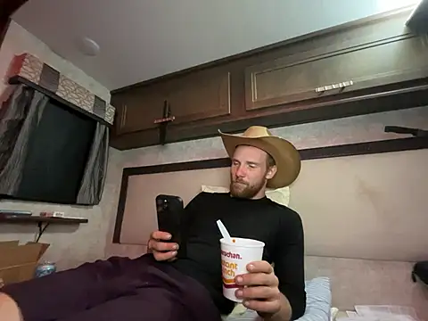 SparkledExtern online show from 6, 2, 2026