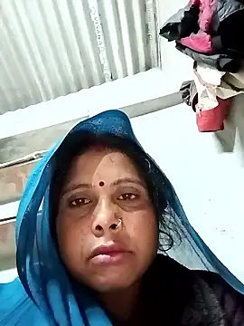 Snapshot of Shreya_pandit chatting on 10, 1, 2026 Shreya pandit online show from 10, 1, 2026