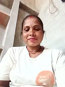 Snapshot of Shreya_pandit chatting on 1, 2, 2026 Shreya pandit online show from 1, 2, 2026