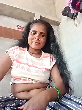 Snapshot of Shreya_pandit chatting on 13, 2, 2026 Shreya pandit online show from 13, 2, 2026