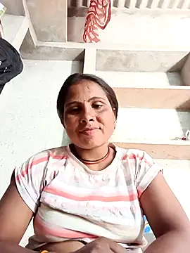 Snapshot of Shreya_pandit chatting on 24, 2, 2026 Shreya pandit online show from 24, 2, 2026