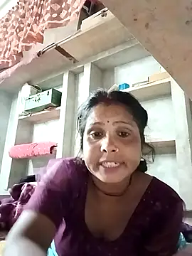 Snapshot of Shreya_pandit chatting on 3, 3, 2026 Shreya pandit online show from 3, 3, 2026