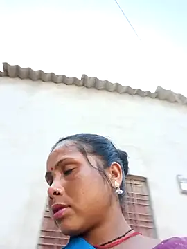 Snapshot of Shreya_pandit chatting on 11, 3, 2026 Shreya pandit online show from 11, 3, 2026