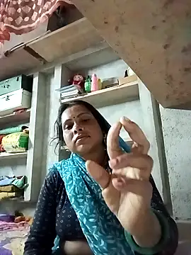 Snapshot of Shreya_pandit chatting on 12, 3, 2026 Shreya pandit online show from 12, 3, 2026