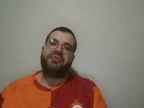 kkadam1 online show from 20, 4, 2026