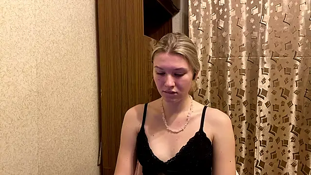 Snapshot of SkyeDavis chatting on 9, 1, 2026 SkyeDavis online show from 9, 1, 2026