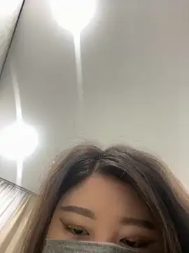 Snapshot of Sarah2127 chatting on 19, 3, 2026 Sarah2127 online show from 19, 3, 2026