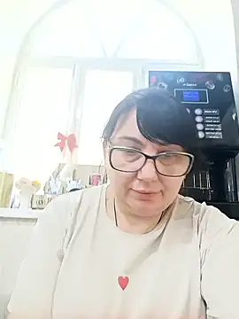 Snapshot of MariSwan222 chatting on 29, 6, 2026 MariSwan222 online show from 29, 6, 2026