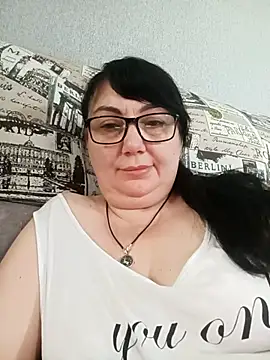 Snapshot of MariSwan222 chatting on 9, 7, 2026 MariSwan222 online show from 9, 7, 2026