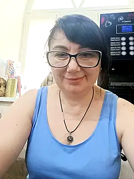 Snapshot of MariSwan222 chatting on 17, 7, 2026 MariSwan222 online show from 17, 7, 2026