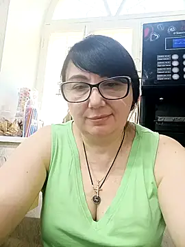 Snapshot of MariSwan222 chatting on 4, 8, 2026 MariSwan222 online show from 4, 8, 2026