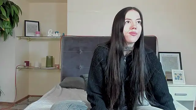 AdrianaCult online show from 17, 2, 2026