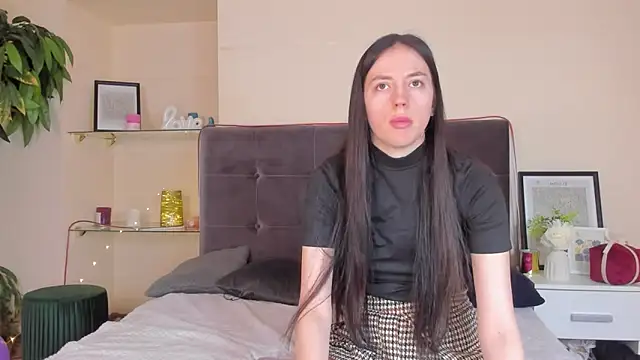 AdrianaCult online show from 25, 2, 2026