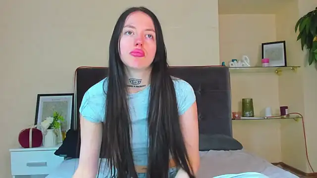 AdrianaCult online show from 17, 3, 2026