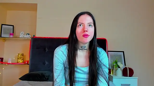 AdrianaCult online show from 20, 3, 2026