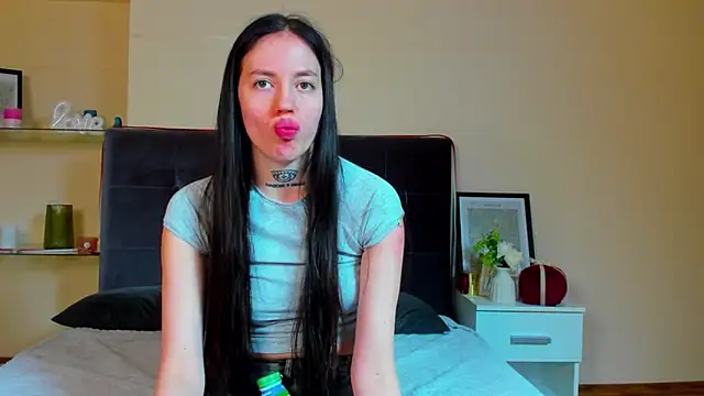 AdrianaCult online show from 21, 3, 2026