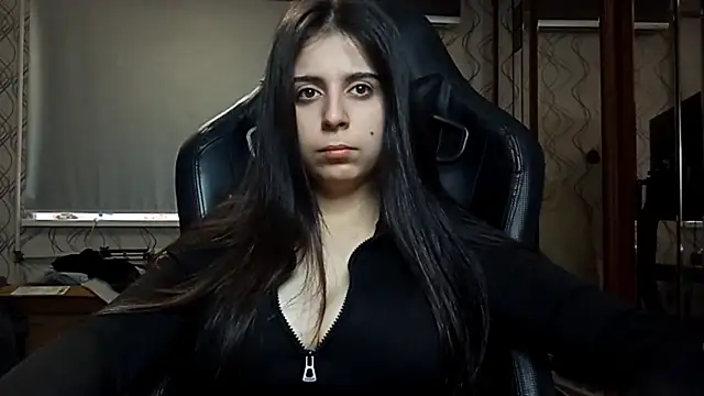 Snapshot of WaltraudPattie chatting on 10, 2, 2026 WaltraudPattie online show from 10, 2, 2026