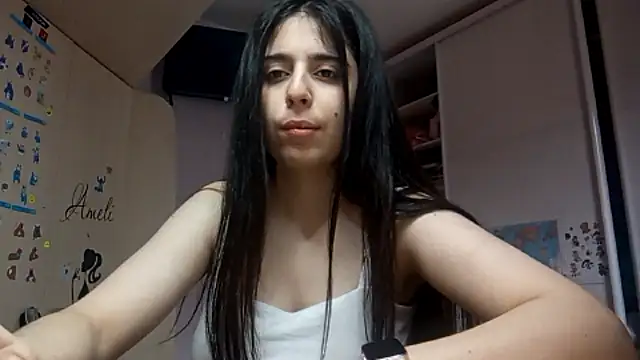 Snapshot of WaltraudPattie chatting on 6, 3, 2026 WaltraudPattie online show from 6, 3, 2026