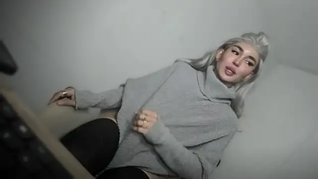 mxshemale ladyboy online show from 17, 3, 2026