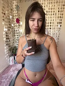 Snapshot of Yara-Lolii chatting on 13, 2, 2026 Yara-Lolii online show from 13, 2, 2026