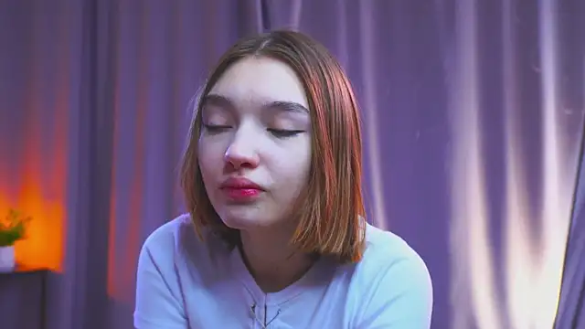 Snapshot of Leyla_crsh chatting on 15, 3, 2026 Leyla crsh online show from 15, 3, 2026