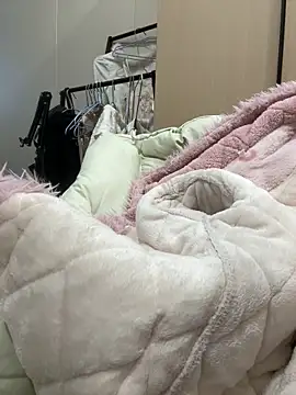 Snapshot of mengmeng776 chatting on 24, 2, 2026 mengmeng776 online show from 24, 2, 2026