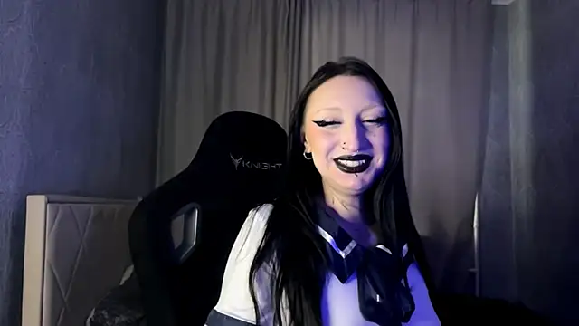 Snapshot of easter_altt chatting on 18, 12, 2025 easter altt online show from 18, 12, 2025