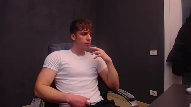 Snapshot of KellenWest chatting on 18, 12, 2025 KellenWest online show from 18, 12, 2025