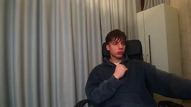 Snapshot of KellenWest chatting on 10, 1, 2026 KellenWest online show from 10, 1, 2026