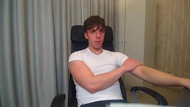 Snapshot of KellenWest chatting on 13, 1, 2026 KellenWest online show from 13, 1, 2026